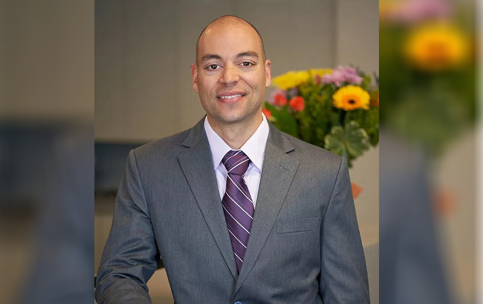 Dr. Gregory Calloway